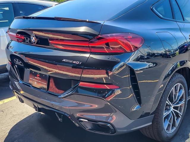 Photo of 2022 Black Sapphire Metallic BMW X6
