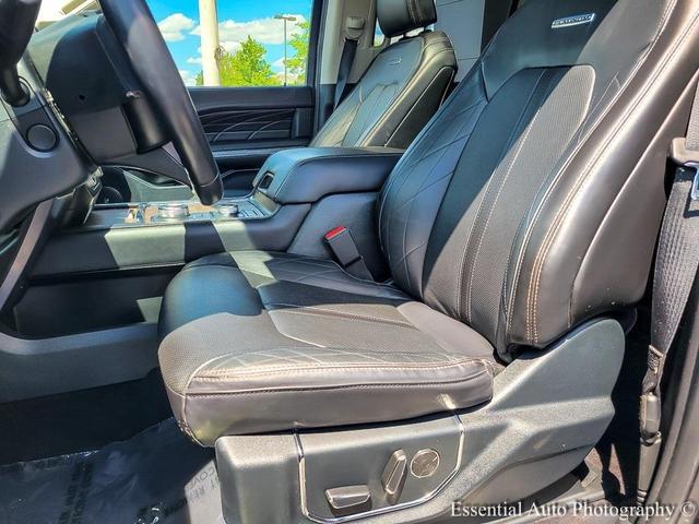 Photo of 2021 Agate Black Metallic Ford Expedition Max