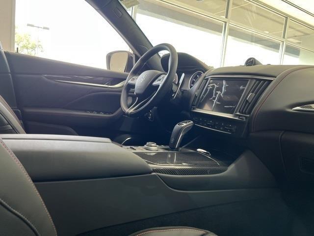 Photo of 2024 Bianco Maserati Levante