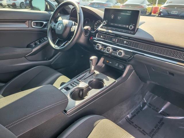 Photo of 2024 Gray Honda Civic