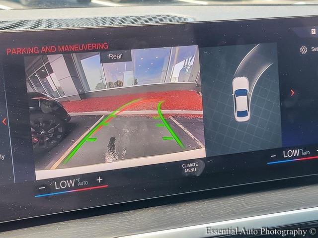 Photo of 2023 Alpine White BMW 330