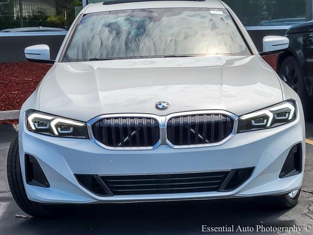 Photo of 2023 Alpine White BMW 330