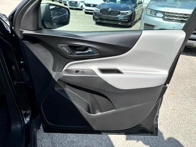 Photo of 2020 Black Chevrolet Equinox