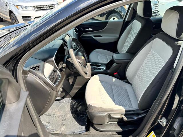 Photo of 2020 Black Chevrolet Equinox
