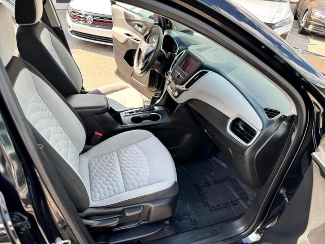 Photo of 2020 Black Chevrolet Equinox