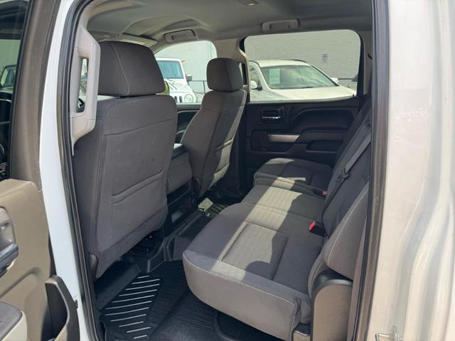 Photo of 2017 White Chevrolet Silverado 1500