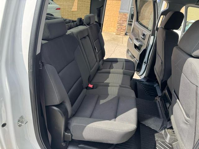 Photo of 2017 White Chevrolet Silverado 1500