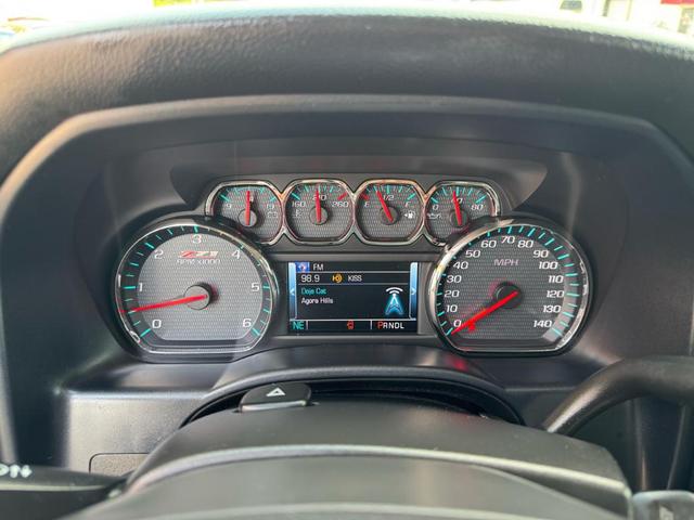Photo of 2017 White Chevrolet Silverado 1500