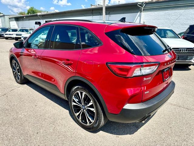 Photo of 2022 Red Ford Escape