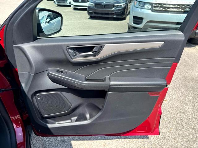 Photo of 2022 Red Ford Escape