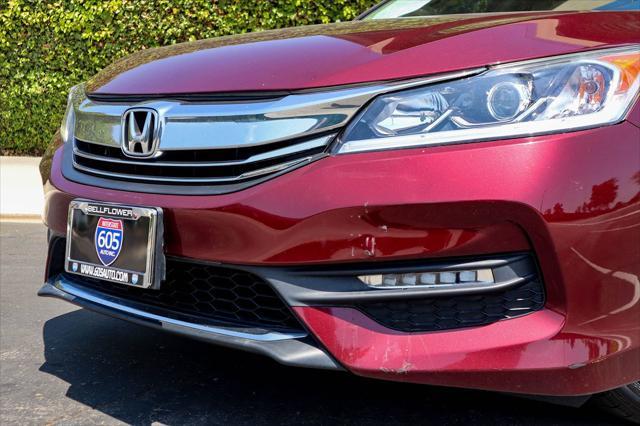 Photo of 2017 Basque Red Pearl II Honda Accord