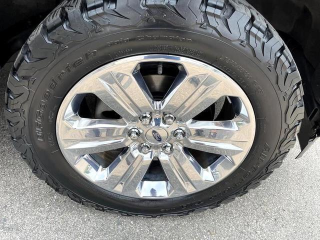 Photo of 2018 Black Ford F-150