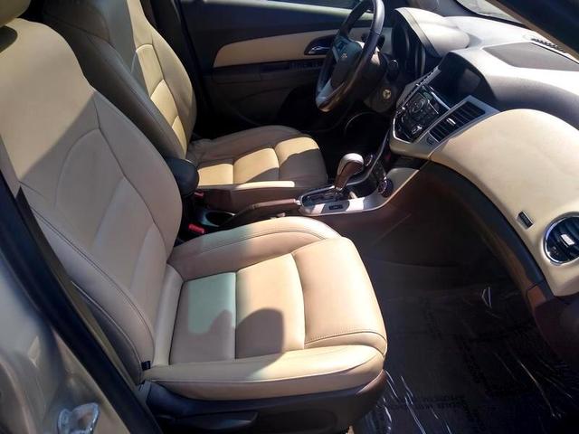 Photo of 2015 Gold Chevrolet Cruze
