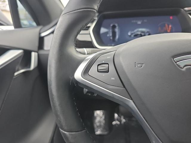 Photo of 2017 Solid Black Tesla Model S