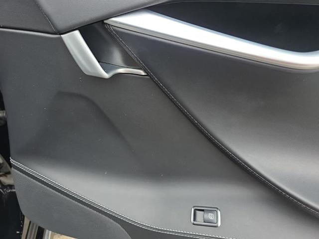 Photo of 2017 Solid Black Tesla Model S