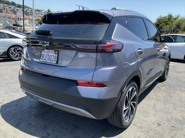 Photo of 2023 Gray Ghost Metallic Chevrolet Bolt EUV