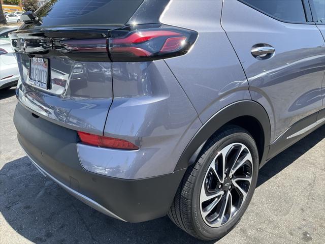 Photo of 2023 Gray Ghost Metallic Chevrolet Bolt EUV