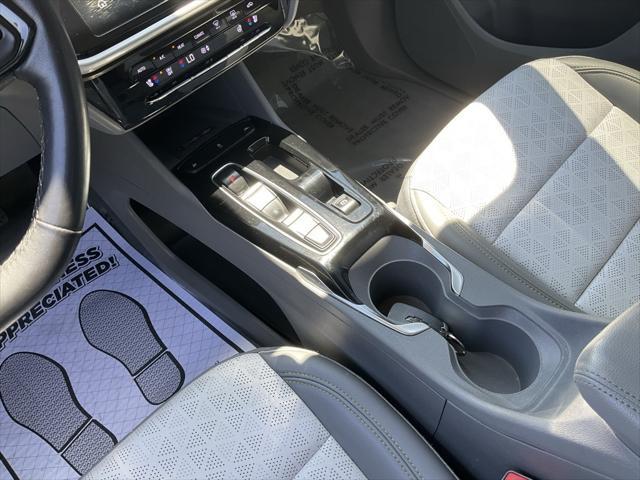 Photo of 2023 Gray Ghost Metallic Chevrolet Bolt EUV