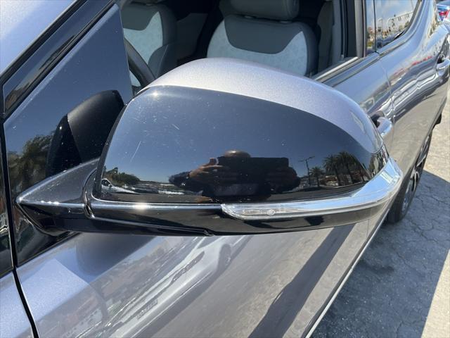 Photo of 2023 Gray Ghost Metallic Chevrolet Bolt EUV