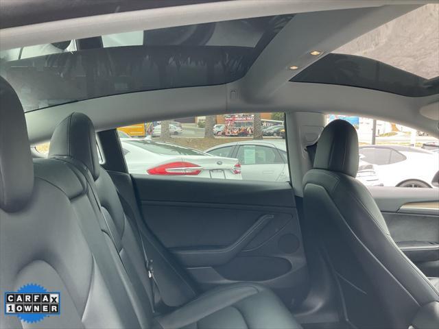 Photo of 2023 Midnight Silver Metallic Tesla Model 3