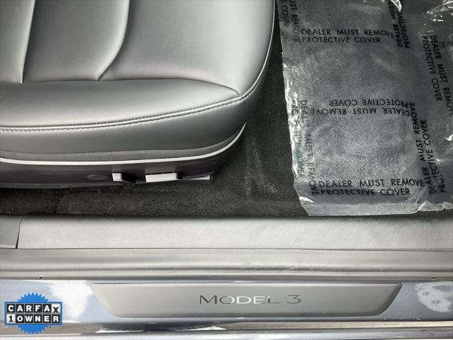 Photo of 2023 Midnight Silver Metallic Tesla Model 3