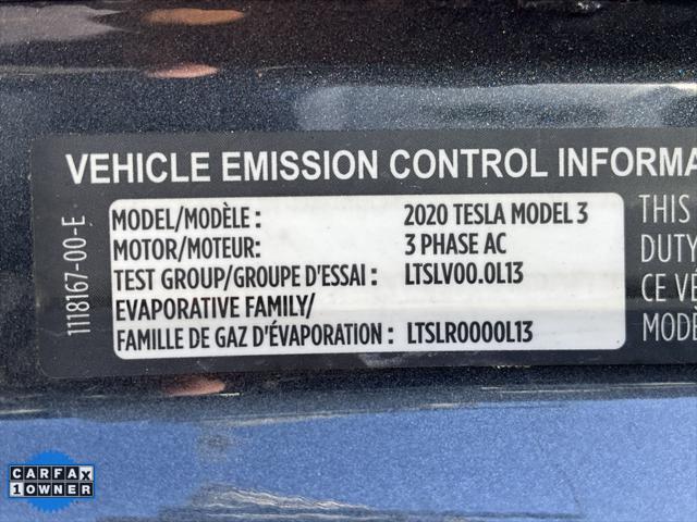 Photo of 2020 Midnight Silver Metallic Tesla Model 3