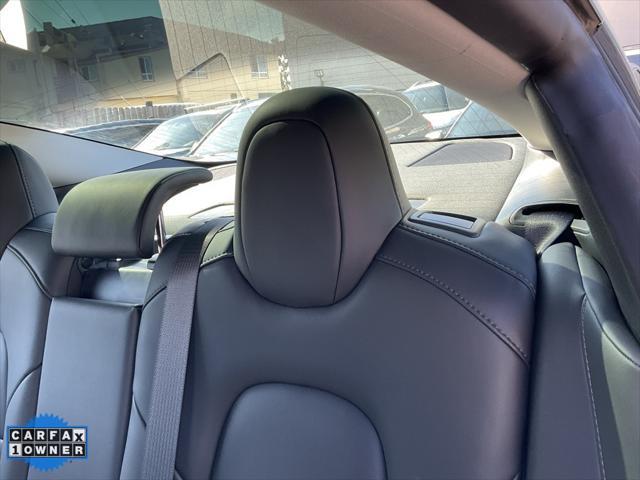 Photo of 2020 Midnight Silver Metallic Tesla Model 3