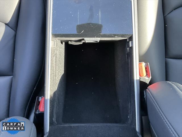 Photo of 2020 Midnight Silver Metallic Tesla Model 3