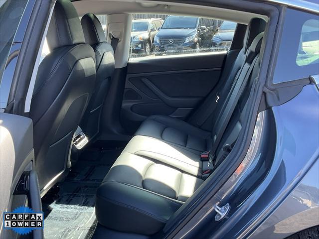 Photo of 2020 Midnight Silver Metallic Tesla Model 3