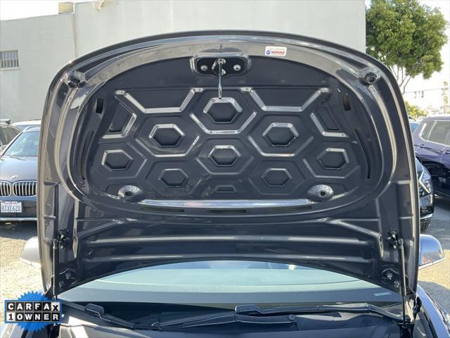 Photo of 2020 Midnight Silver Metallic Tesla Model 3