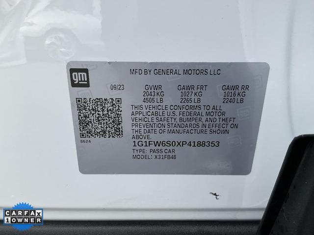 Photo of 2023 Summit White Chevrolet Bolt EV