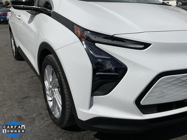 Photo of 2023 Summit White Chevrolet Bolt EV