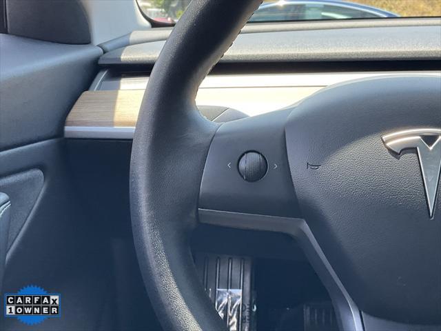 Photo of 2019 Pearl White Multi-Coat Tesla Model 3