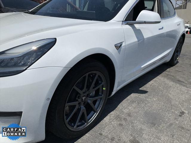 Photo of 2019 Pearl White Multi-Coat Tesla Model 3
