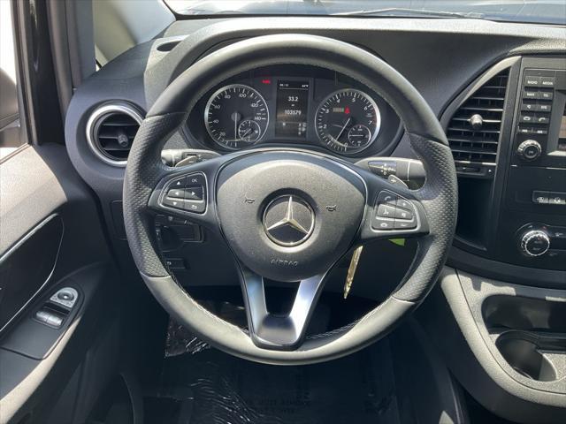 Photo of 2016 Obsidian Black Metallic Mercedes-Benz Metris