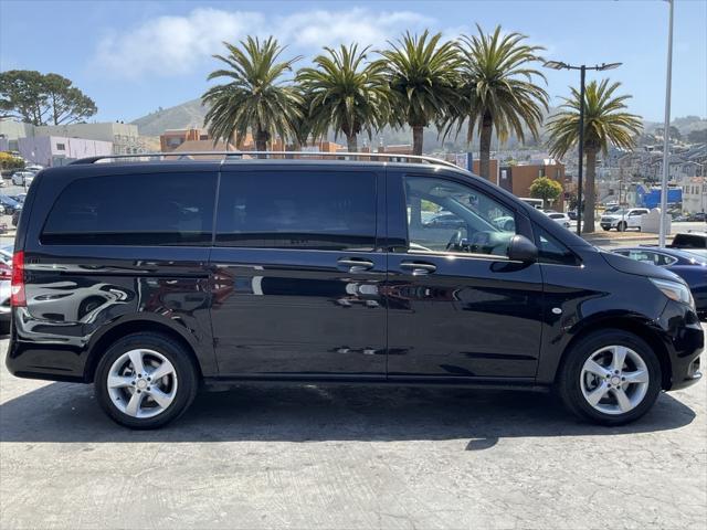 Photo of 2016 Obsidian Black Metallic Mercedes-Benz Metris