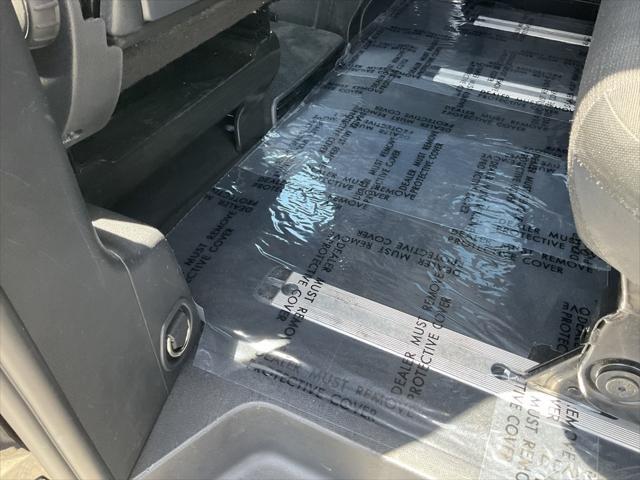 Photo of 2016 Obsidian Black Metallic Mercedes-Benz Metris