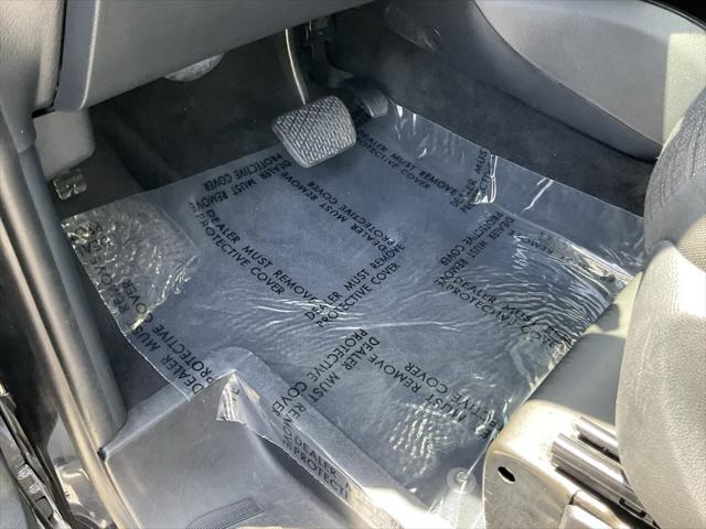 Photo of 2016 Obsidian Black Metallic Mercedes-Benz Metris