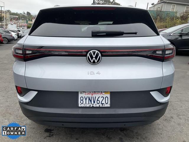 Photo of 2021 Scale Silver Metallic Volkswagen ID.4