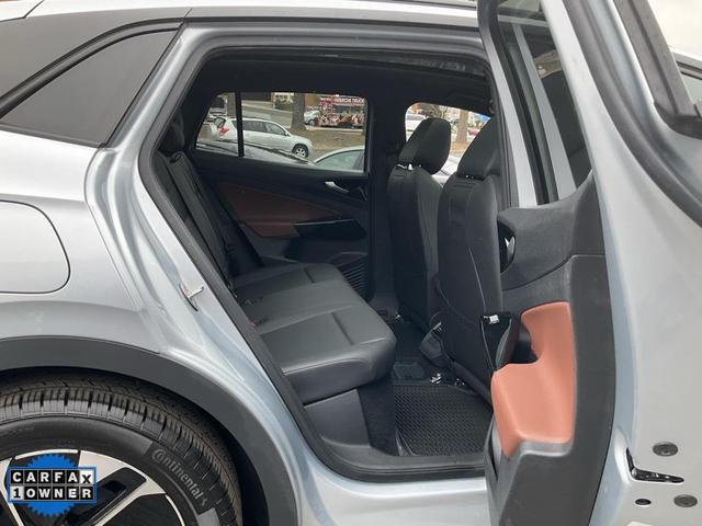 Photo of 2021 Scale Silver Metallic Volkswagen ID.4
