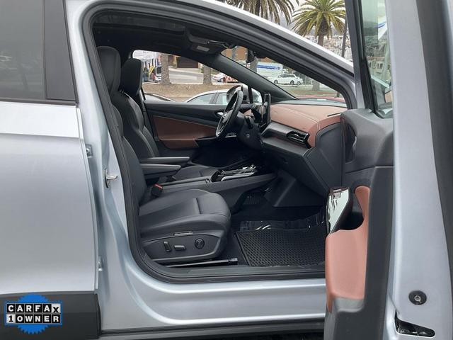 Photo of 2021 Scale Silver Metallic Volkswagen ID.4