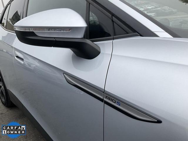Photo of 2021 Scale Silver Metallic Volkswagen ID.4