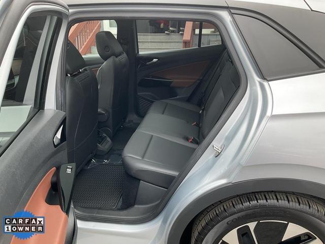Photo of 2021 Scale Silver Metallic Volkswagen ID.4