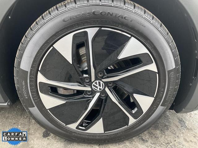 Photo of 2021 Scale Silver Metallic Volkswagen ID.4