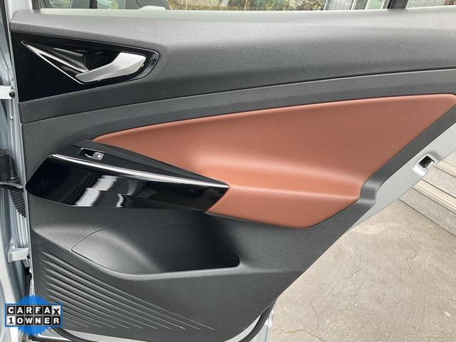 Photo of 2021 Scale Silver Metallic Volkswagen ID.4