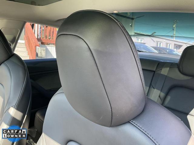 Photo of 2022 Midnight Silver Metallic Tesla Model 3