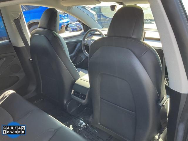 Photo of 2022 Midnight Silver Metallic Tesla Model 3