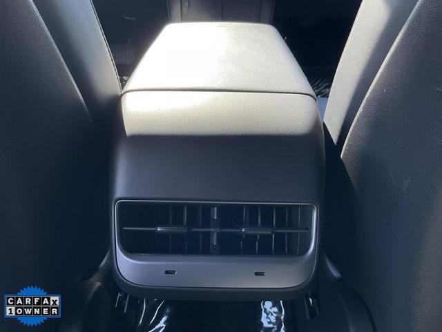 Photo of 2022 Midnight Silver Metallic Tesla Model 3