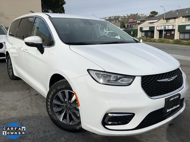 2023 Chrysler Pacifica Hybrid