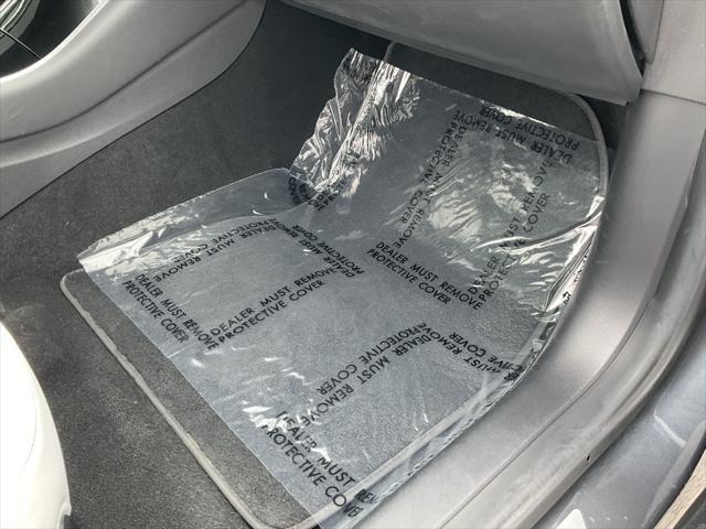 Photo of 2019 Midnight Silver Metallic Tesla Model 3